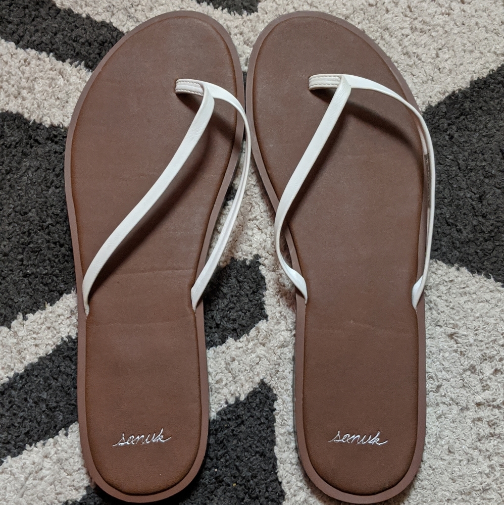 Sanuk Leather Flip Flops